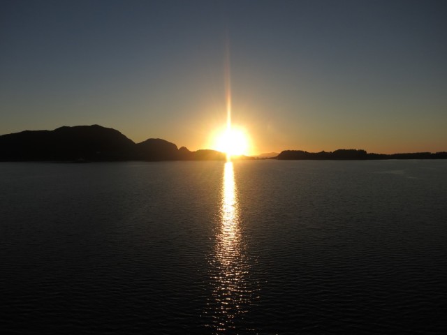Hurtigruten_2015-06-27_22-41-1